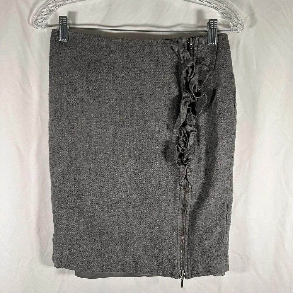 Banana Republic Skirt Womens 4 Grey Wool Blend Short Full Zip Lined Ruffled